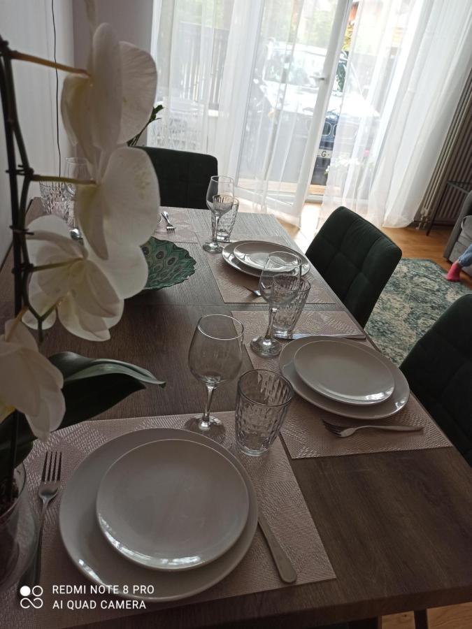 New Big Loft Apartments Jurmala With Free Secured Parking Kültér fotó
